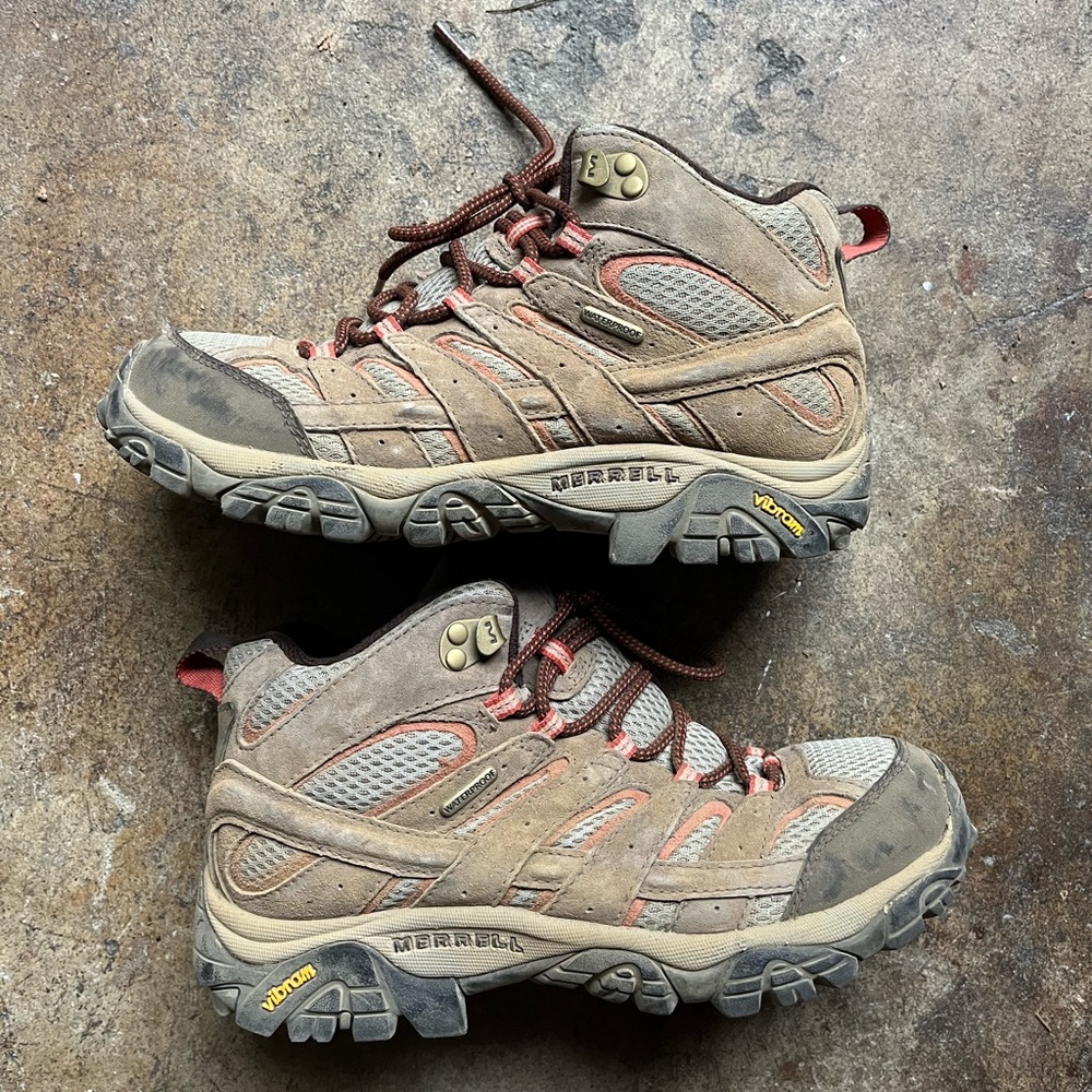 Merrell Moab 2 Mid Waterproof Hiking Boots